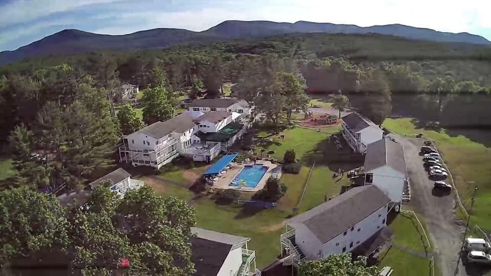 Gavin'S Iris H Country Inn Cornwallville Екстериор снимка